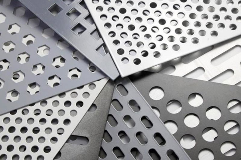 Stainless steel perforated mesh